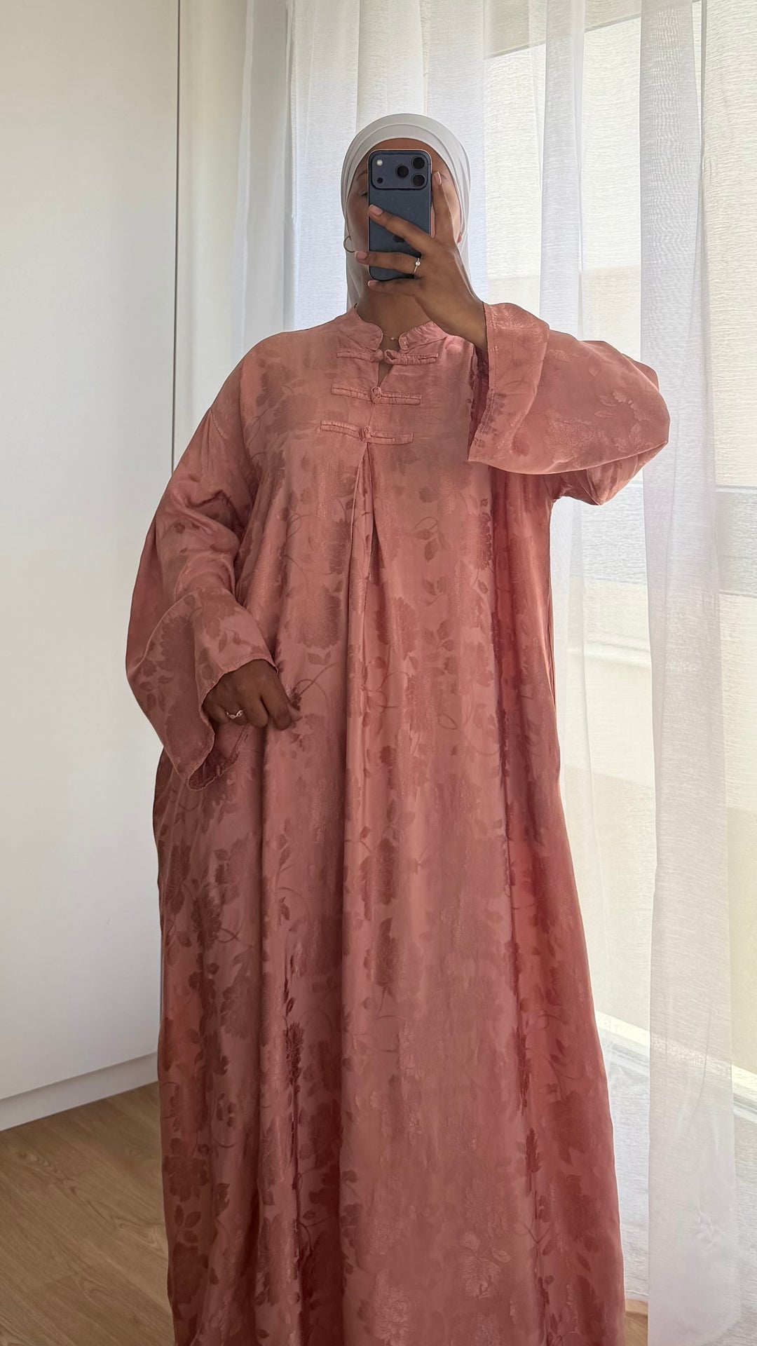 Robe CHEN