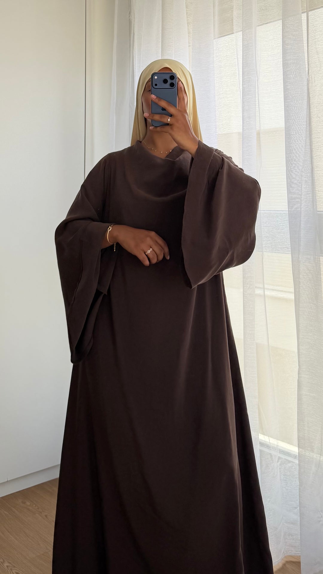 Robe AYSA